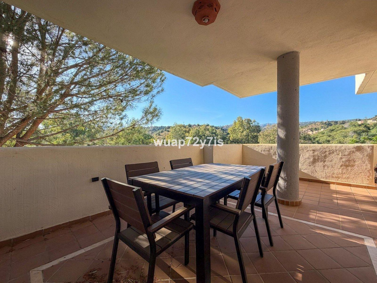 3 Bed Apartment for sale in Elviria Costa Del Sol, Málaga, Spain