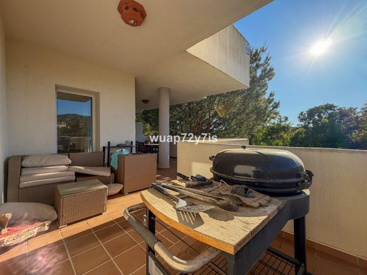3 Bed Apartment for sale in Elviria Costa Del Sol, Málaga, Spain
