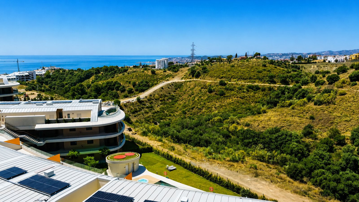 2 Bed Apartment for sale in Fuengirola Costa Del Sol, Málaga, Spain