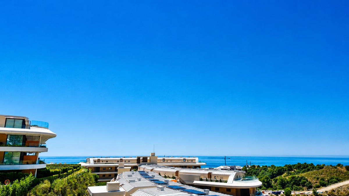 2 Bed Apartment for sale in Fuengirola Costa Del Sol, Málaga, Spain