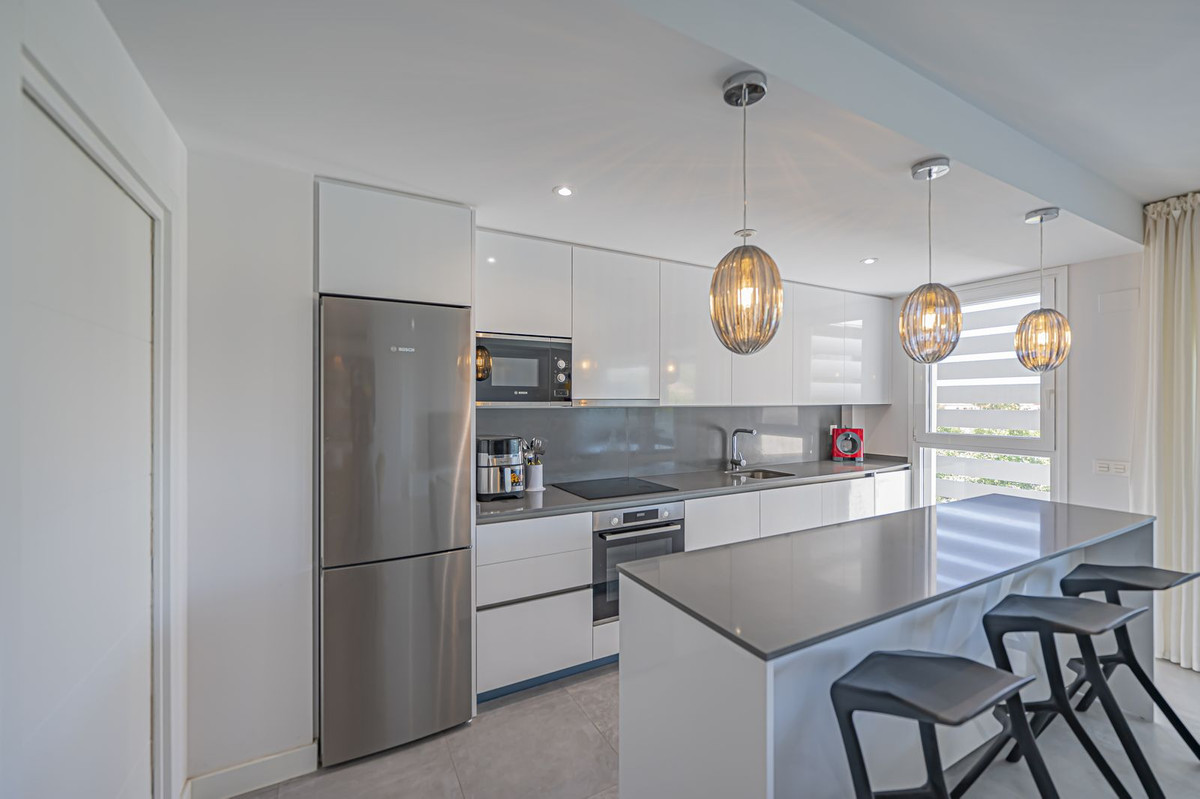3 Bed Apartment for sale in La Cala De Mijas Costa Del Sol, Málaga, Spain