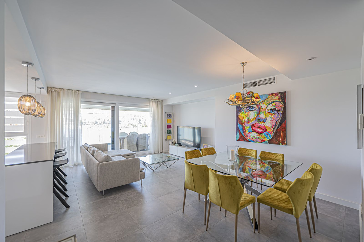 3 Bed Apartment for sale in La Cala De Mijas Costa Del Sol, Málaga, Spain
