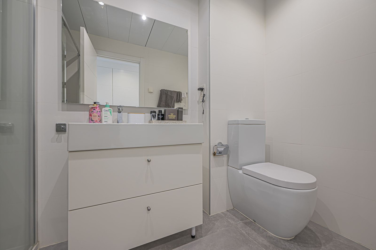3 Bed Apartment for sale in La Cala De Mijas Costa Del Sol, Málaga, Spain