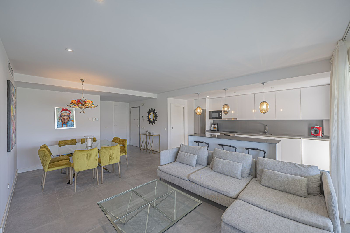 3 Bed Apartment for sale in La Cala De Mijas Costa Del Sol, Málaga, Spain