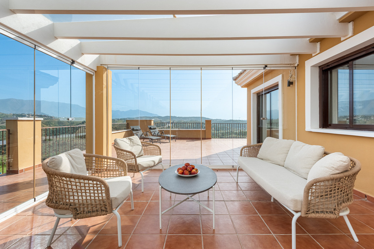 2 Bed Apartment for sale in Calanova Golf Costa Del Sol, Málaga, Spain