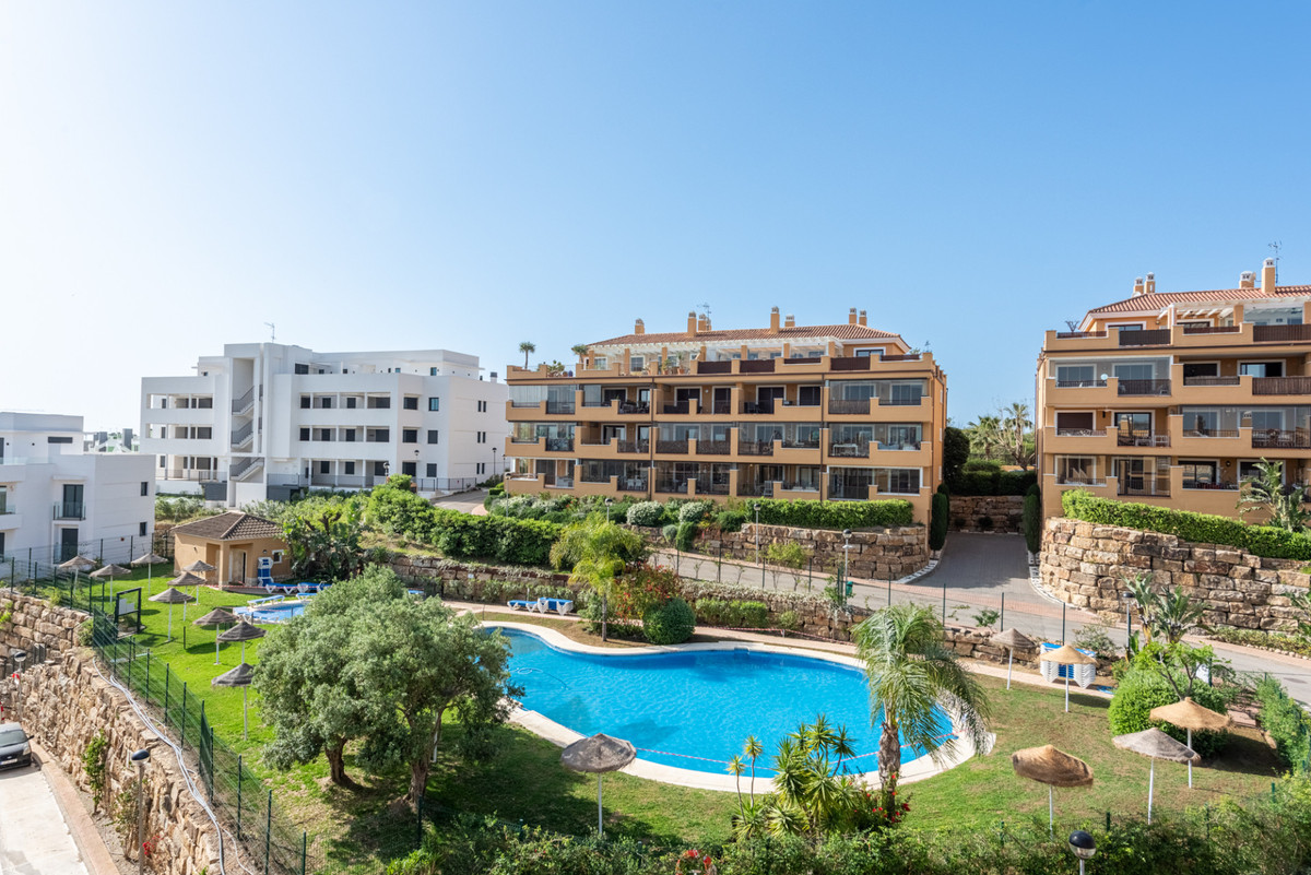 2 Bed Apartment for sale in Calanova Golf Costa Del Sol, Málaga, Spain