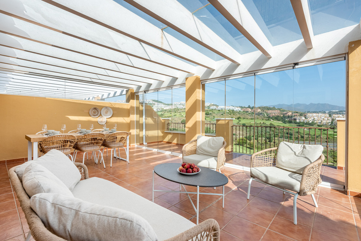 2 Bed Apartment for sale in Calanova Golf Costa Del Sol, Málaga, Spain