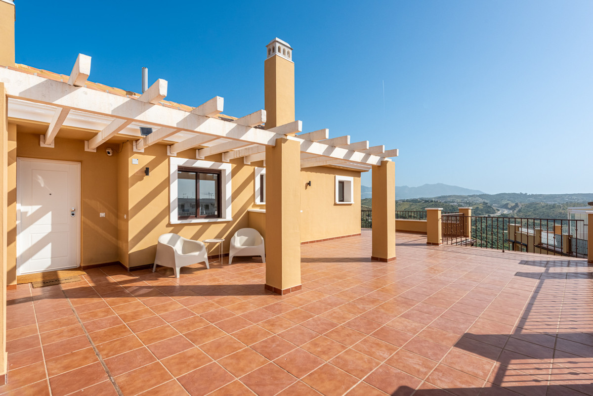 2 Bed Apartment for sale in Calanova Golf Costa Del Sol, Málaga, Spain