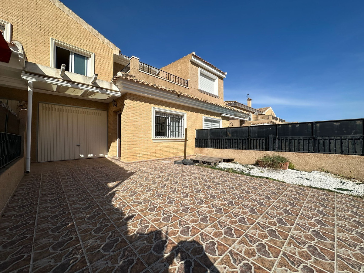 Se vende Adosada de 3 dormitorios en Costa Calida, Murcia, España