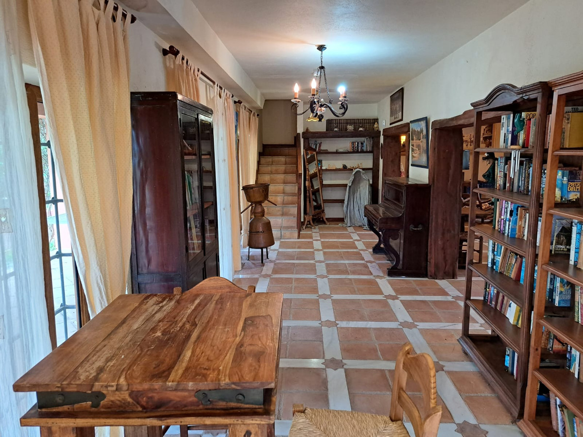 4 Bed Townhouse for sale in Entrerrios Costa Del Sol, Málaga, Spain