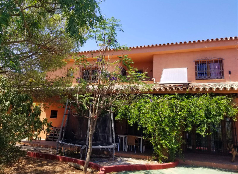 4 Bed Townhouse for sale in Entrerrios Costa Del Sol, Málaga, Spain