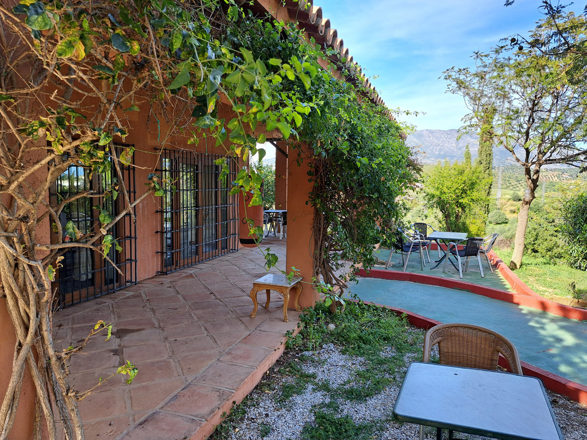 4 Bed Townhouse for sale in Entrerrios Costa Del Sol, Málaga, Spain