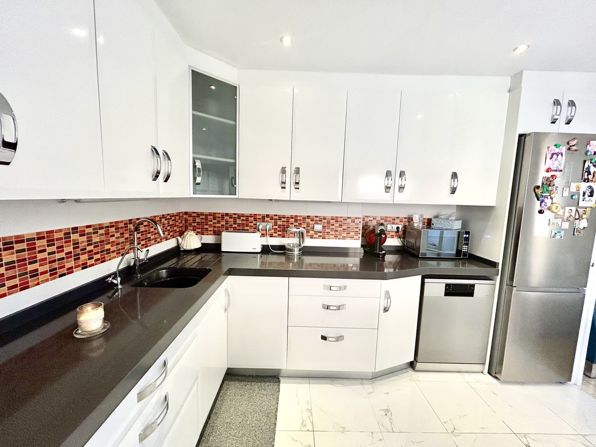Se vende Villa - Chalet de 3 dormitorios en Costa Blanca, Alicante, España
