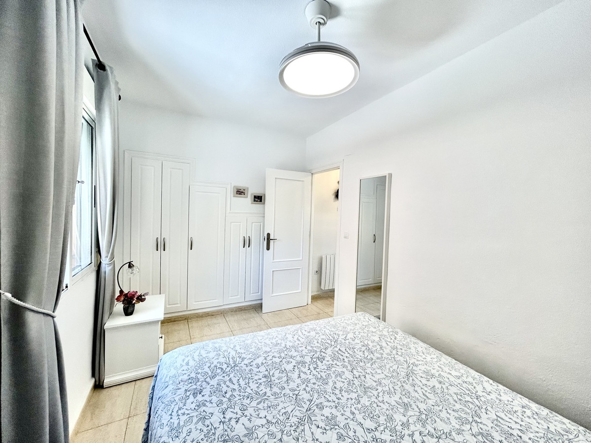 Se vende Villa - Chalet de 3 dormitorios en Costa Blanca, Alicante, España