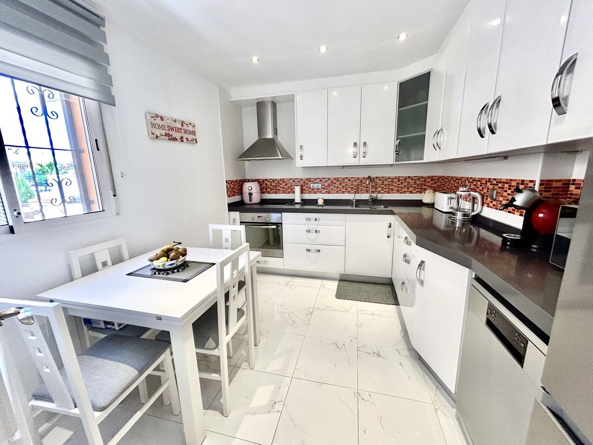 Se vende Villa - Chalet de 3 dormitorios en Costa Blanca, Alicante, España