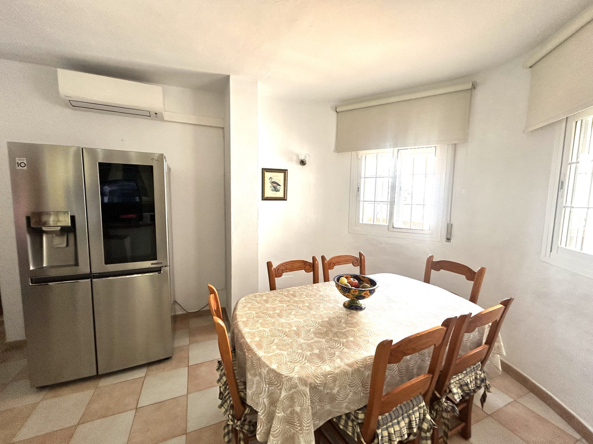 Se vende Adosada de 4 dormitorios en Costa Del Sol, Málaga, España