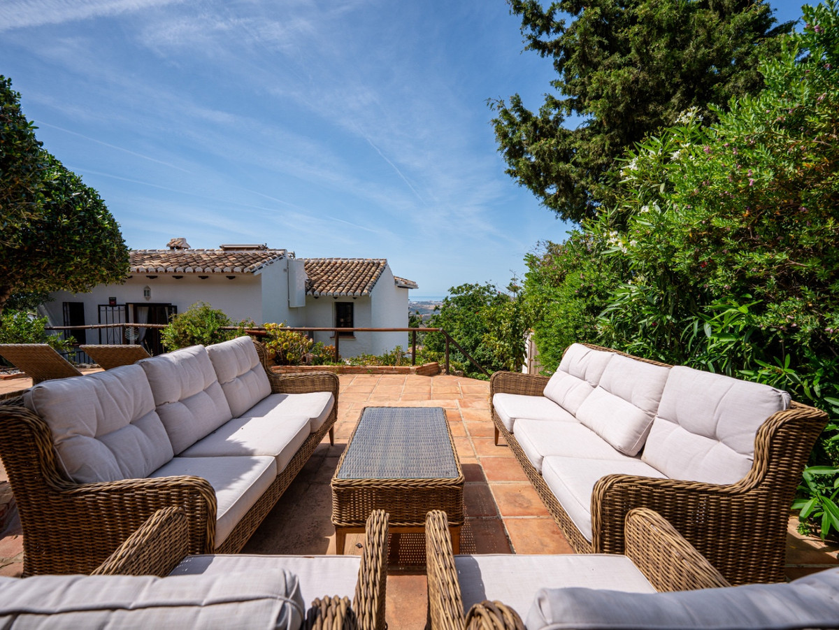 4 Bed Townhouse for sale in Mijas Costa Del Sol, Málaga, Spain