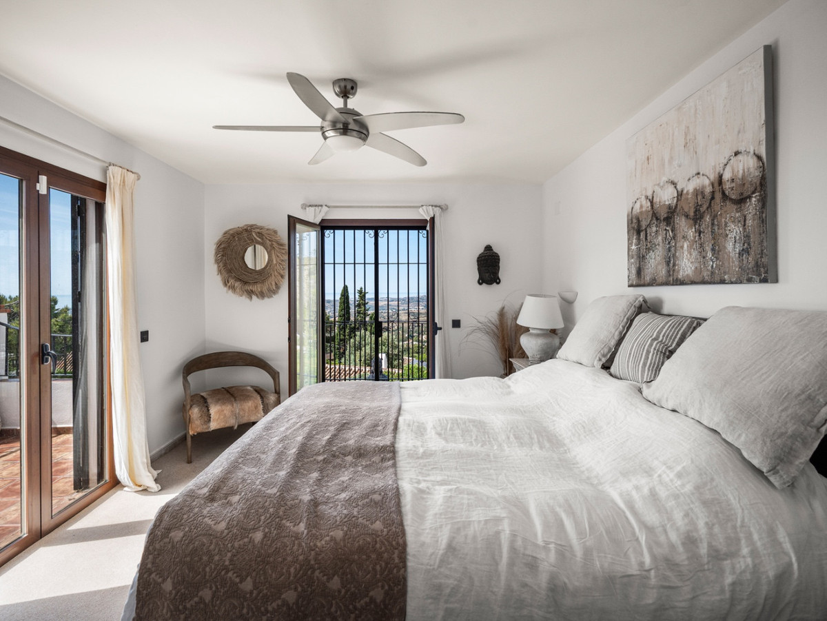 4 Bed Townhouse for sale in Mijas Costa Del Sol, Málaga, Spain