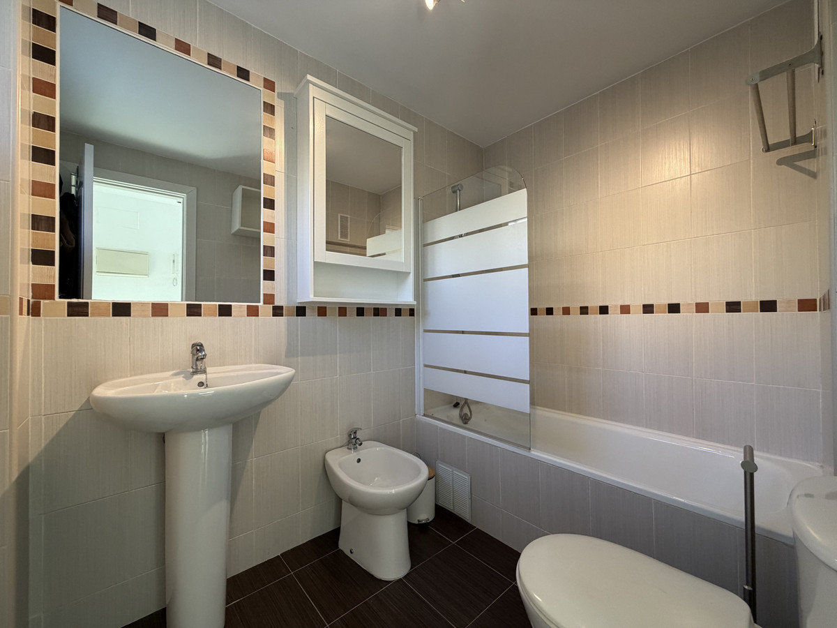 Se vende Ático de 2 dormitorios en Costa Del Sol, Málaga, España