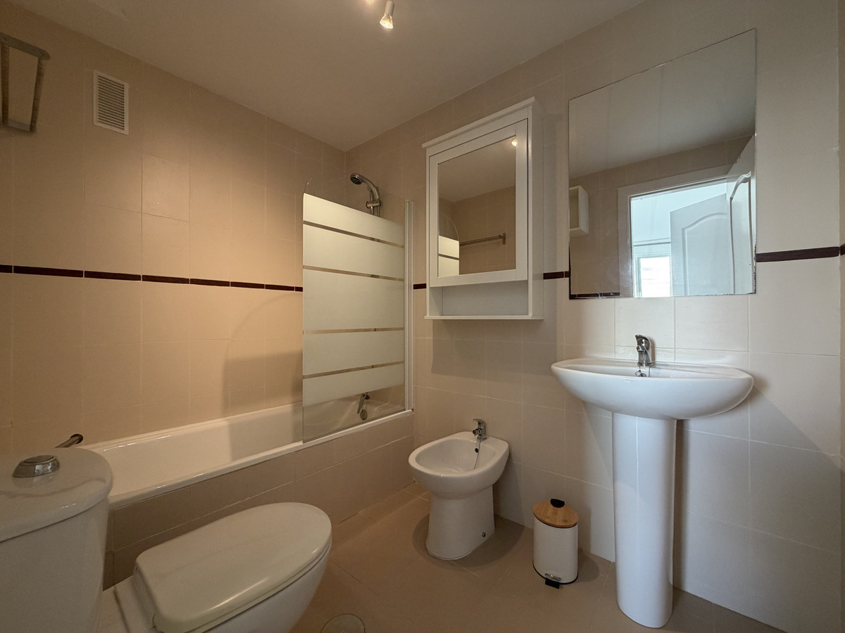 Se vende Ático de 2 dormitorios en Costa Del Sol, Málaga, España
