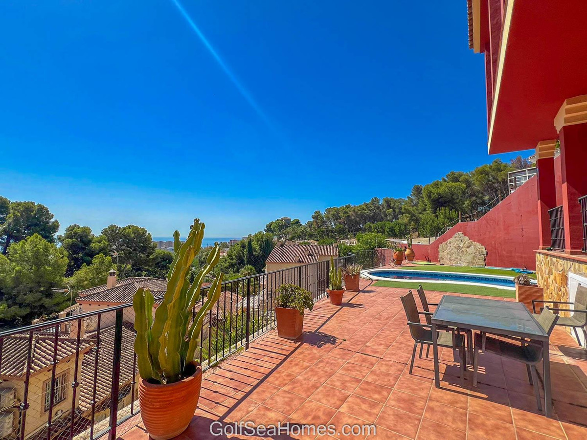 4 Bed Townhouse for sale in Torremolinos Costa Del Sol, Málaga, Spain