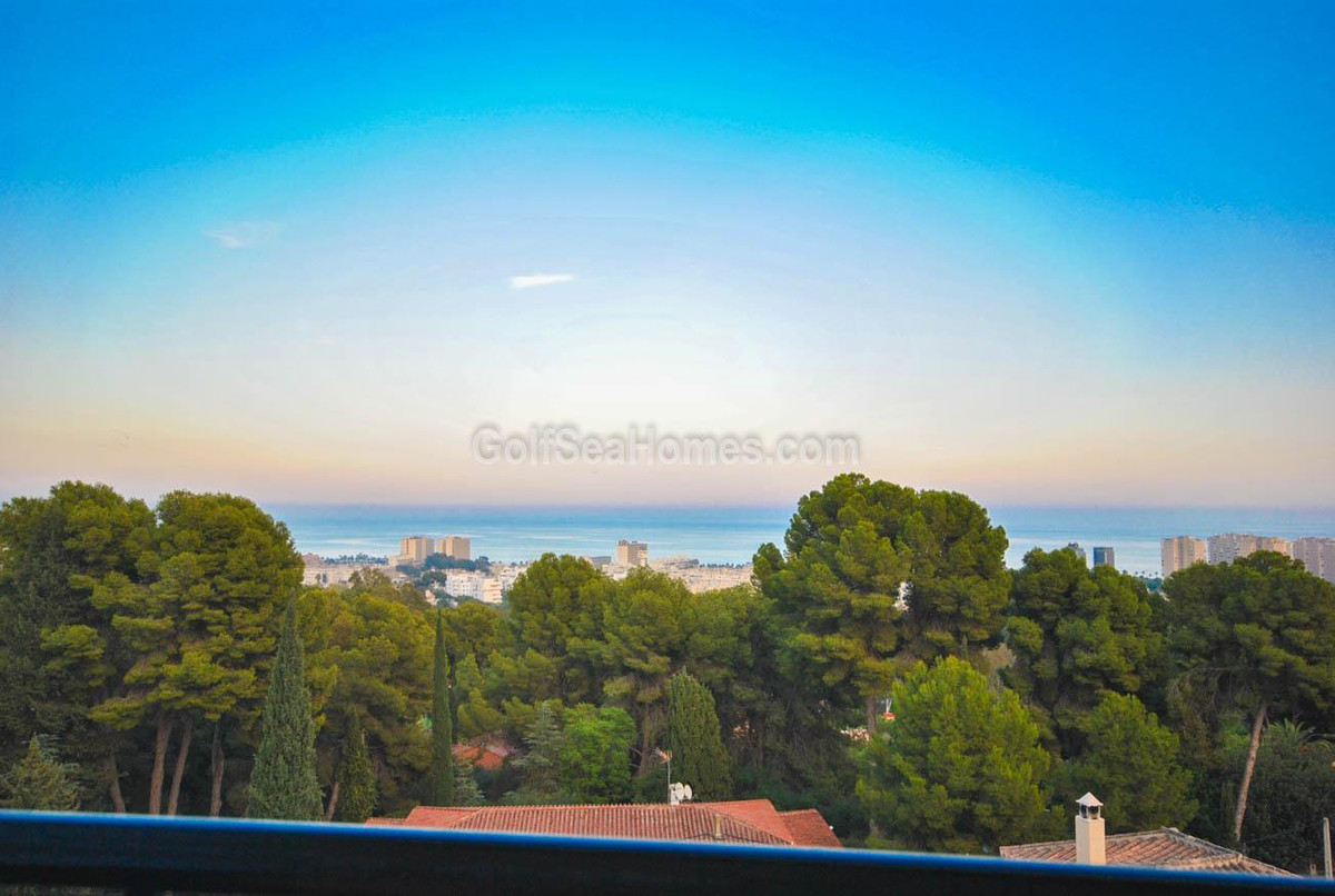 4 Bed Townhouse for sale in Torremolinos Costa Del Sol, Málaga, Spain