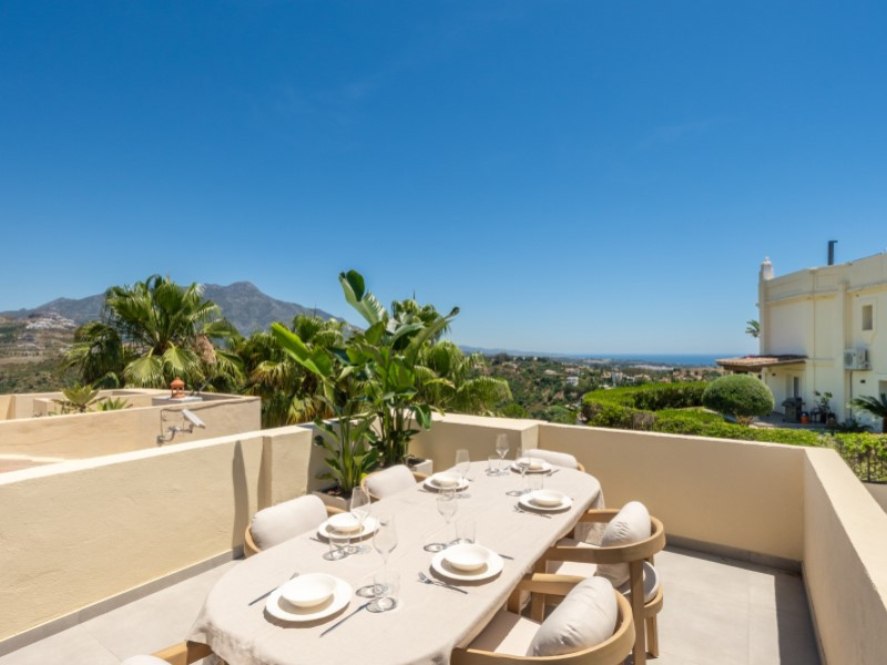 3 Bed Apartment for sale in La Quinta Costa Del Sol, Málaga, Spain