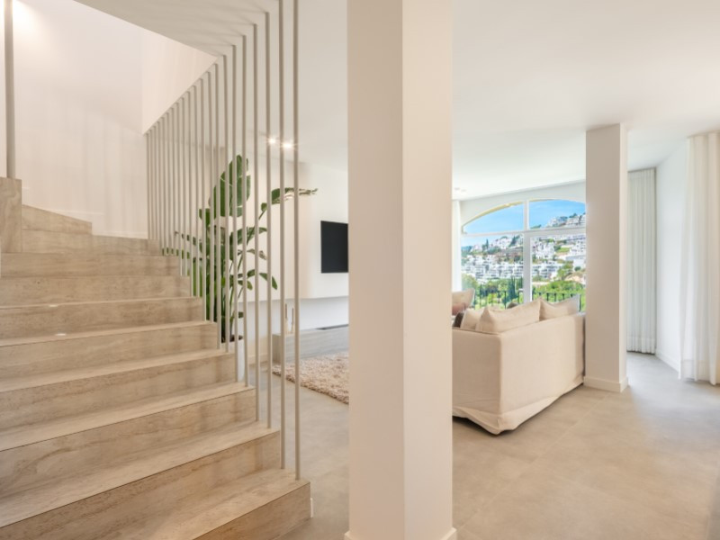 3 Bed Apartment for sale in La Quinta Costa Del Sol, Málaga, Spain