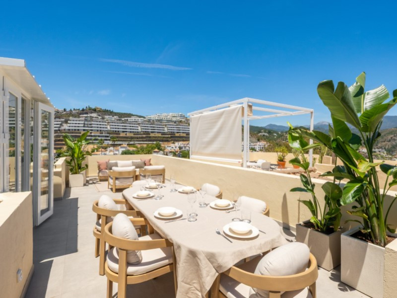 3 Bed Apartment for sale in La Quinta Costa Del Sol, Málaga, Spain