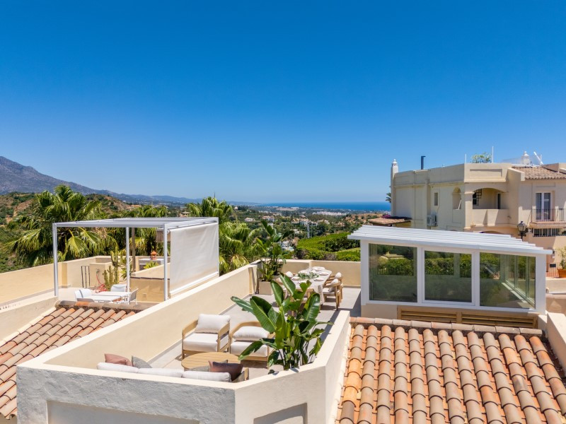 3 Bed Apartment for sale in La Quinta Costa Del Sol, Málaga, Spain