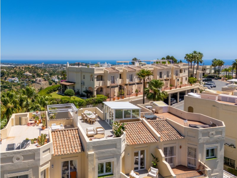 3 Bed Apartment for sale in La Quinta Costa Del Sol, Málaga, Spain