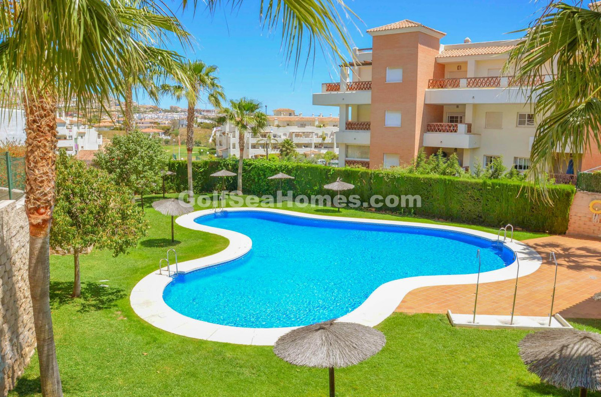 2 Bed Apartment for sale in Benalmadena Costa Costa Del Sol, Málaga, Spain