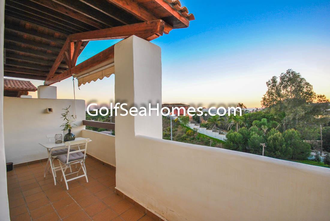 2 Bed Apartment for sale in Benalmadena Costa Costa Del Sol, Málaga, Spain