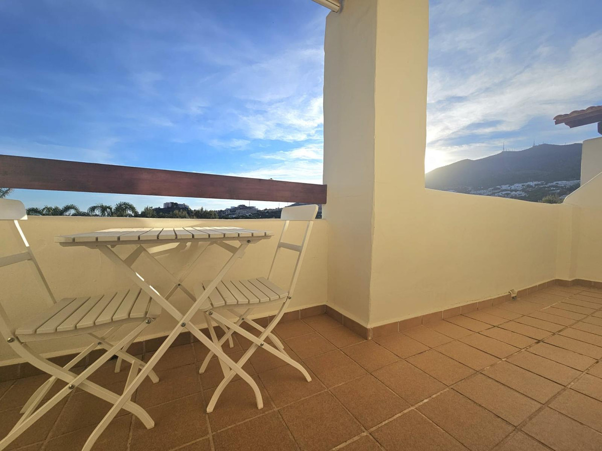 2 Bed Apartment for sale in Benalmadena Costa Costa Del Sol, Málaga, Spain