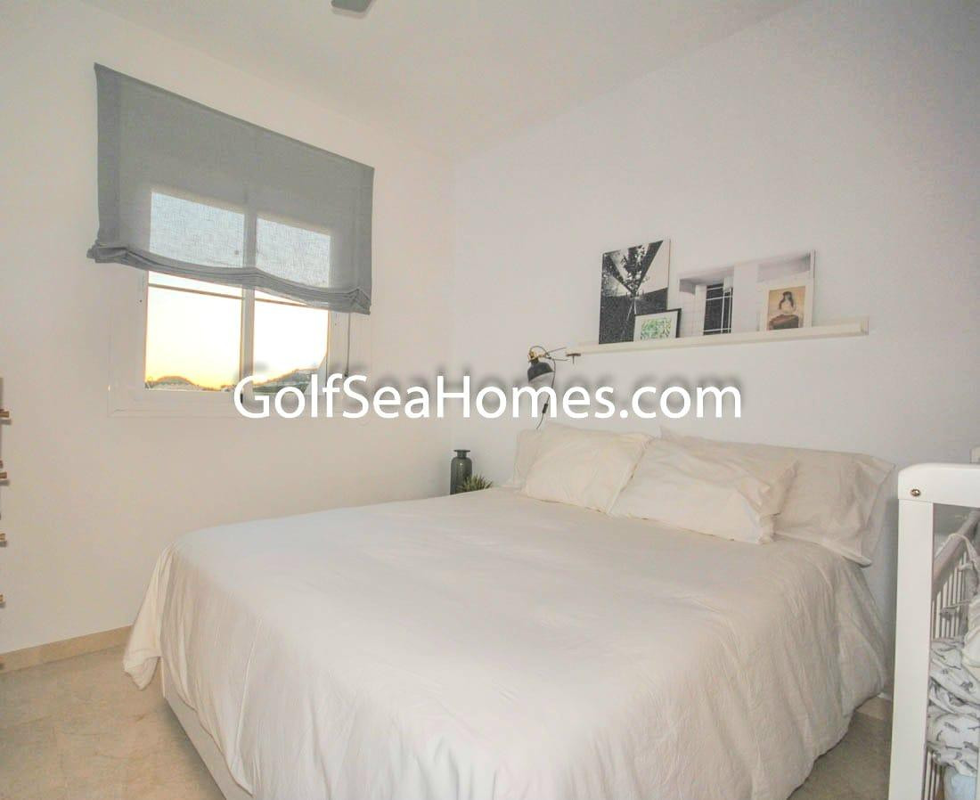 2 Bed Apartment for sale in Benalmadena Costa Costa Del Sol, Málaga, Spain