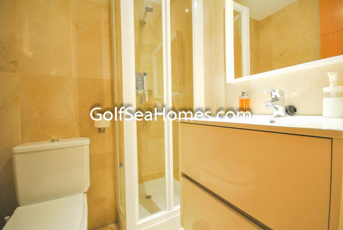 2 Bed Apartment for sale in Benalmadena Costa Costa Del Sol, Málaga, Spain