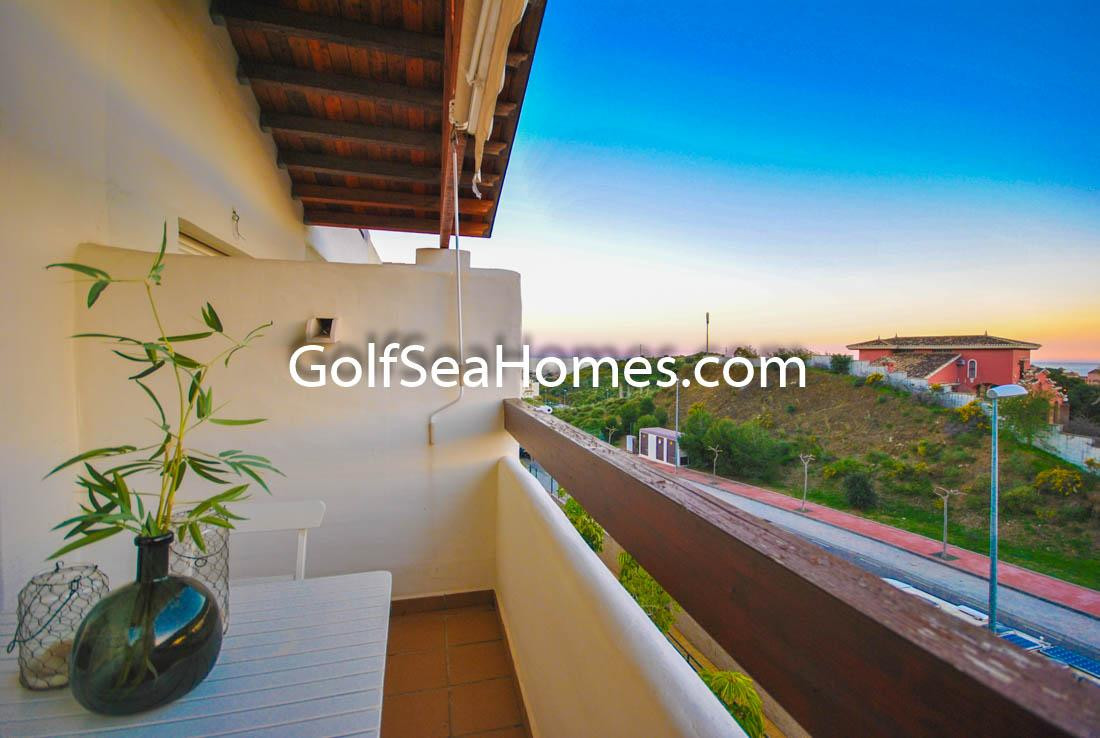 2 Bed Apartment for sale in Benalmadena Costa Costa Del Sol, Málaga, Spain
