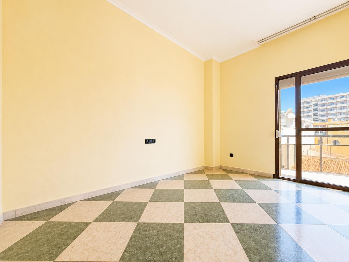 4 Bed Apartment for sale in Torremolinos Costa Del Sol, Málaga, Spain