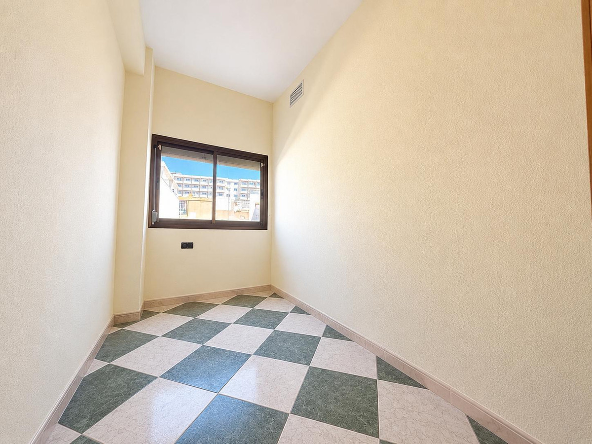 4 Bed Apartment for sale in Torremolinos Costa Del Sol, Málaga, Spain