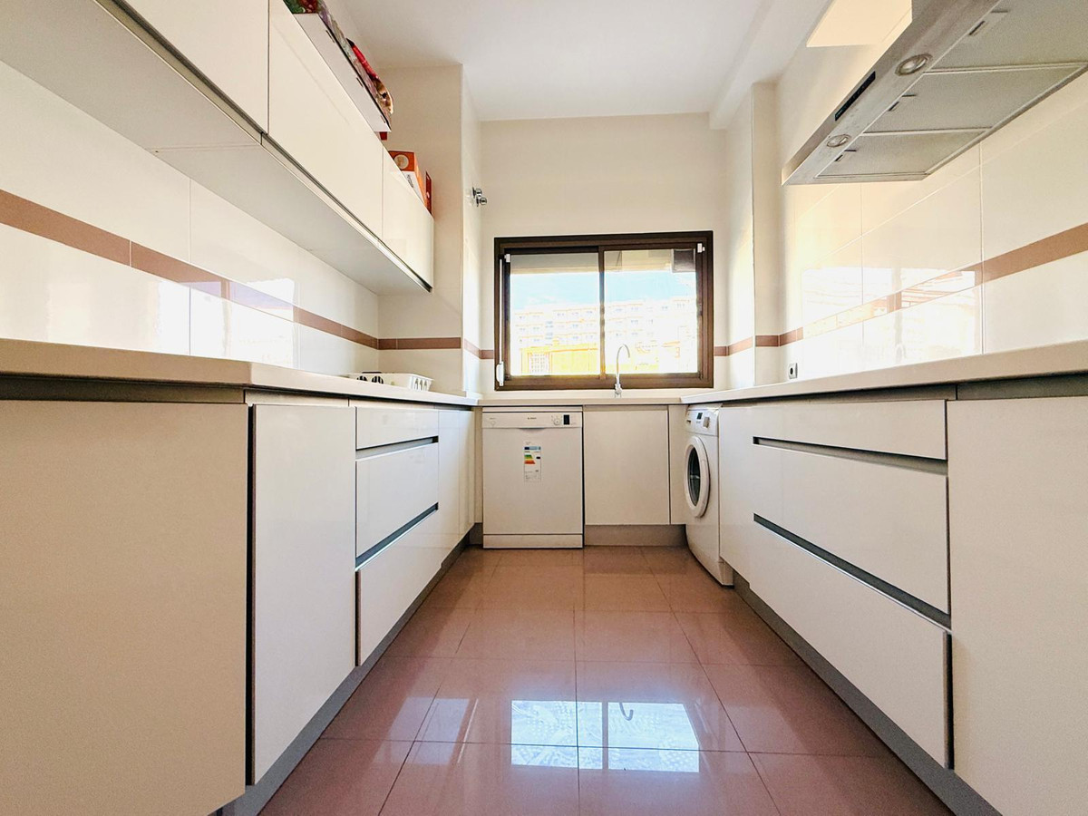 4 Bed Apartment for sale in Torremolinos Costa Del Sol, Málaga, Spain