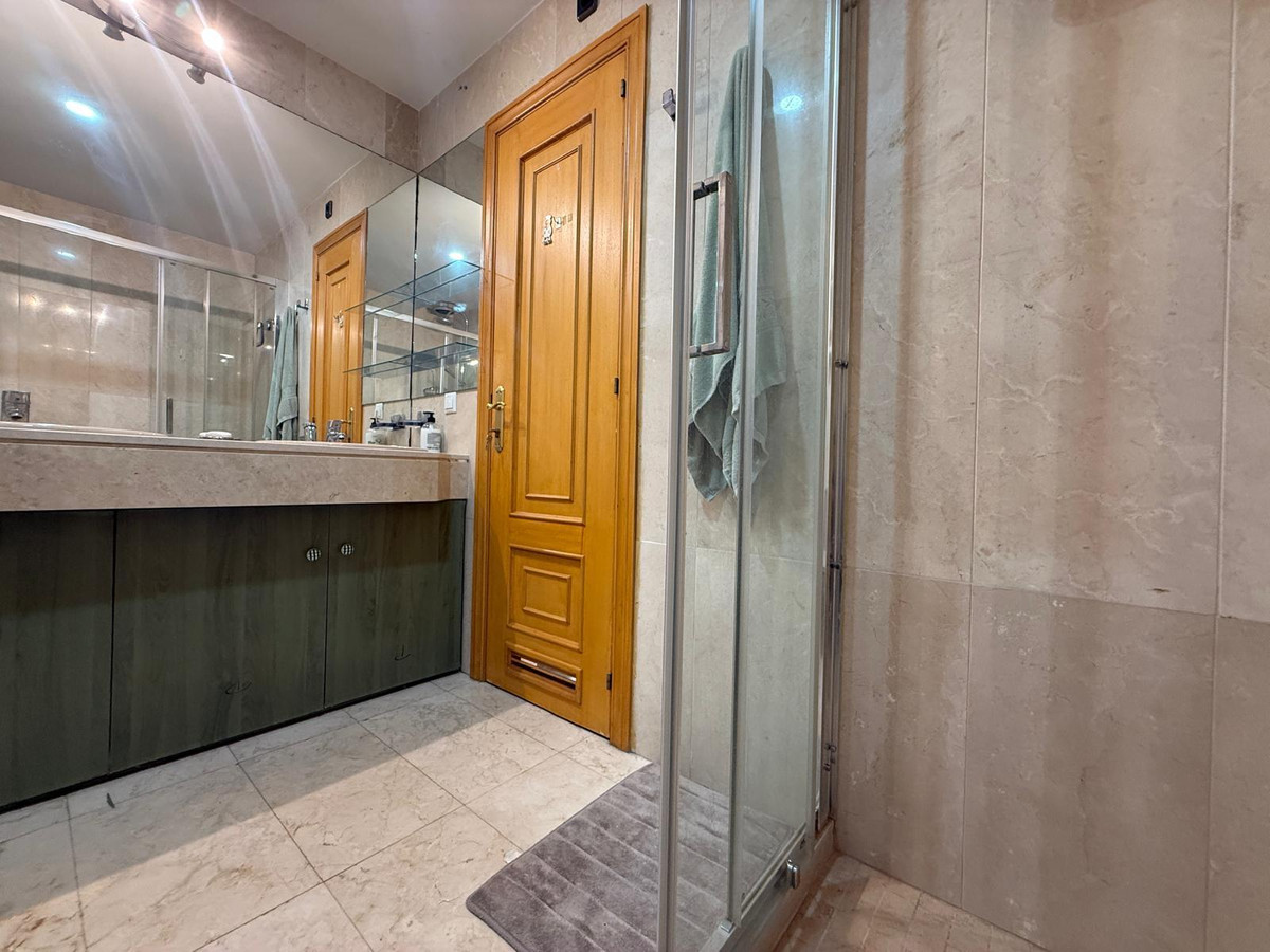 4 Bed Apartment for sale in Torremolinos Costa Del Sol, Málaga, Spain