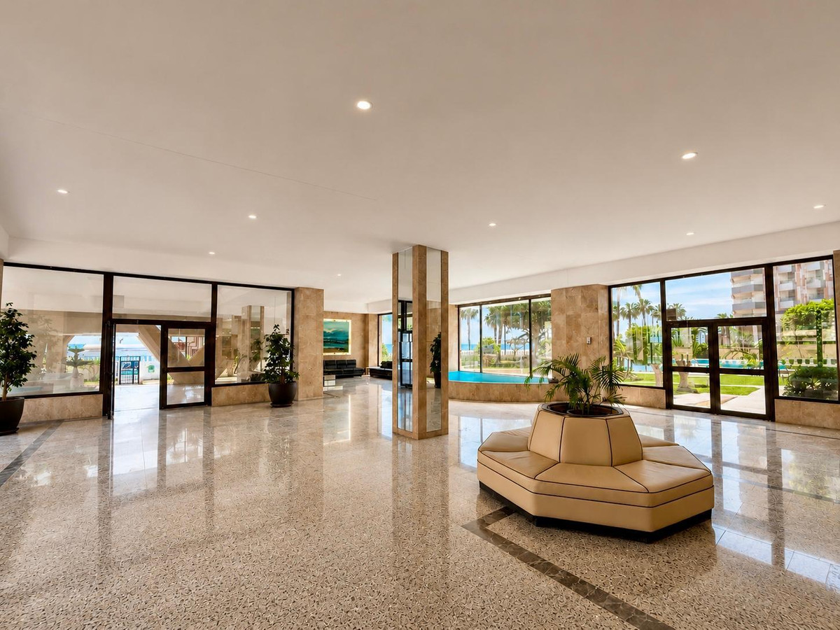 4 Bed Apartment for sale in Torremolinos Costa Del Sol, Málaga, Spain