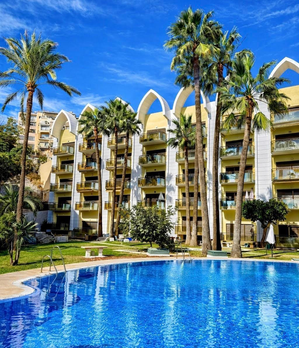 4 Bed Apartment for sale in Torremolinos Costa Del Sol, Málaga, Spain