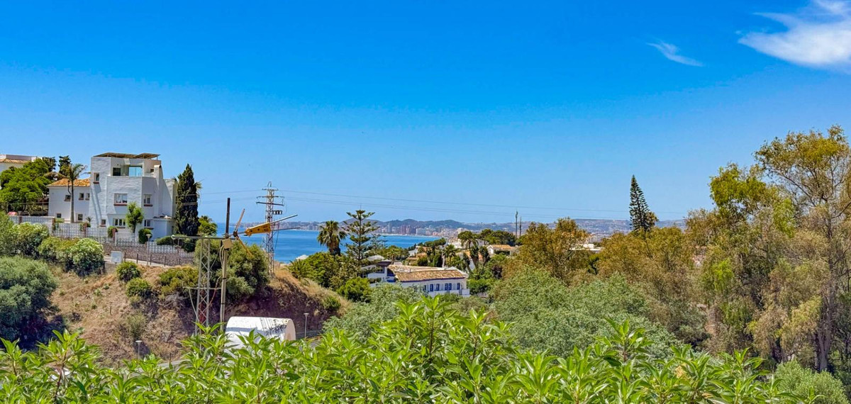 3 Bed Townhouse for sale in Torremuelle Costa Del Sol, Málaga, Spain