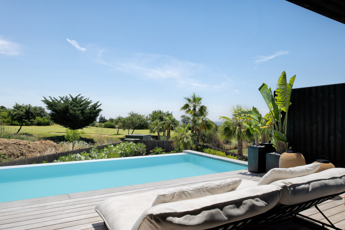 4 Bed Townhouse for sale in Valle Romano Costa Del Sol, Málaga, Spain