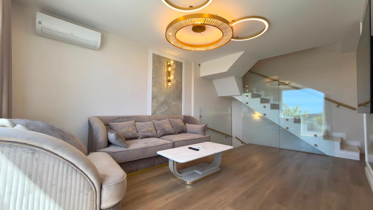 4 Bed Townhouse for sale in La Nucia Costa Blanca, Alicante, Spain