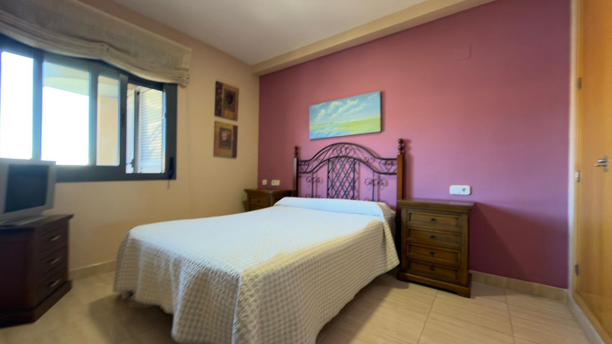 Se vende Apartamento Planta Media de 2 dormitorios en Costa Blanca, Alicante, España