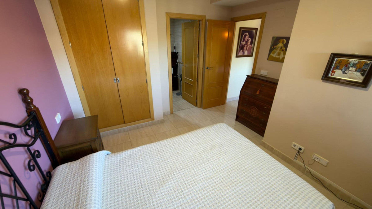 Se vende Apartamento Planta Media de 2 dormitorios en Costa Blanca, Alicante, España