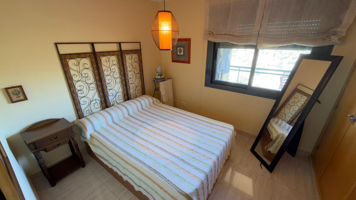 Se vende Apartamento Planta Media de 2 dormitorios en Costa Blanca, Alicante, España