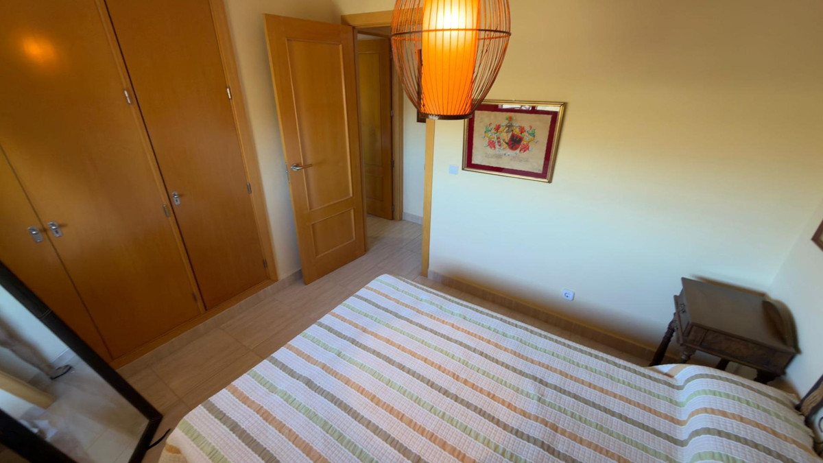 Se vende Apartamento Planta Media de 2 dormitorios en Costa Blanca, Alicante, España